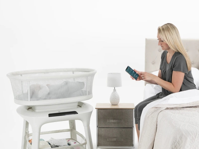 Cos de dormit cu leganare MamaRoo Basinet