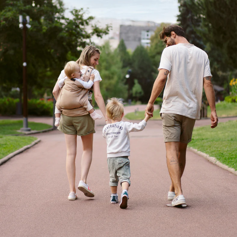 Babymoov Moov & Boost Sistem de purtare transformabil in Booster, creat in colaborare cu medici kinetoterapeuti, Bej - imaginea 4