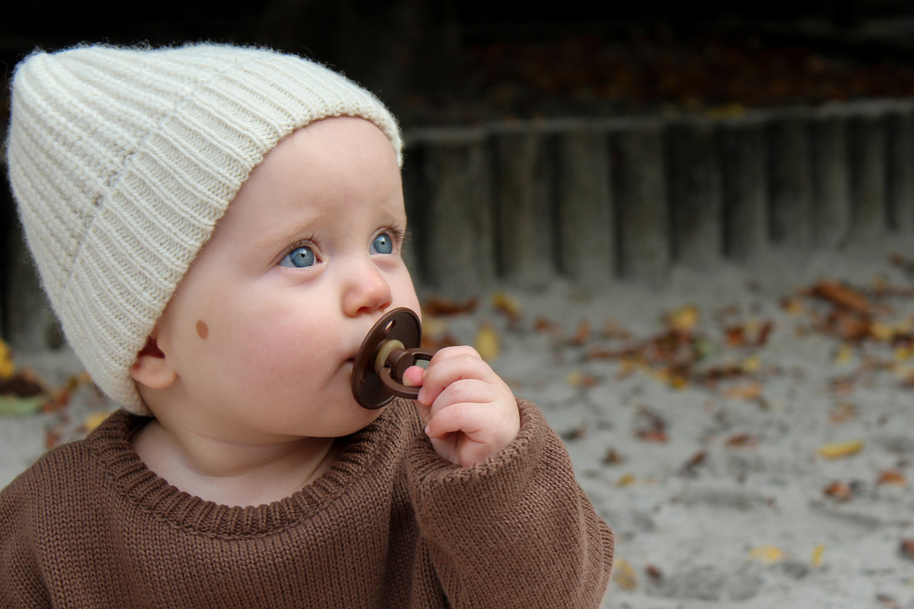 BIBS - Set 2 suzete Colour Latex, tetina rotunda, 6 luni +-Sand/Iron