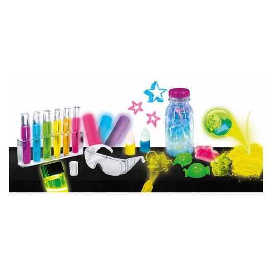 Experimentele micului geniu - Magie in intuneric