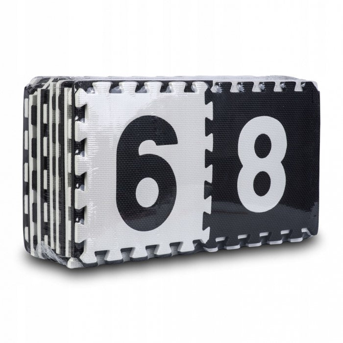 Salteluta de joaca 180 x 180 cm cu litere si cifre Ricokids 7493 - Alb - Negru