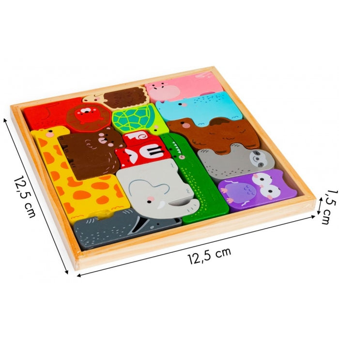 Set cu 14 figurine in forma de animale din lemn Ecotoys 3002