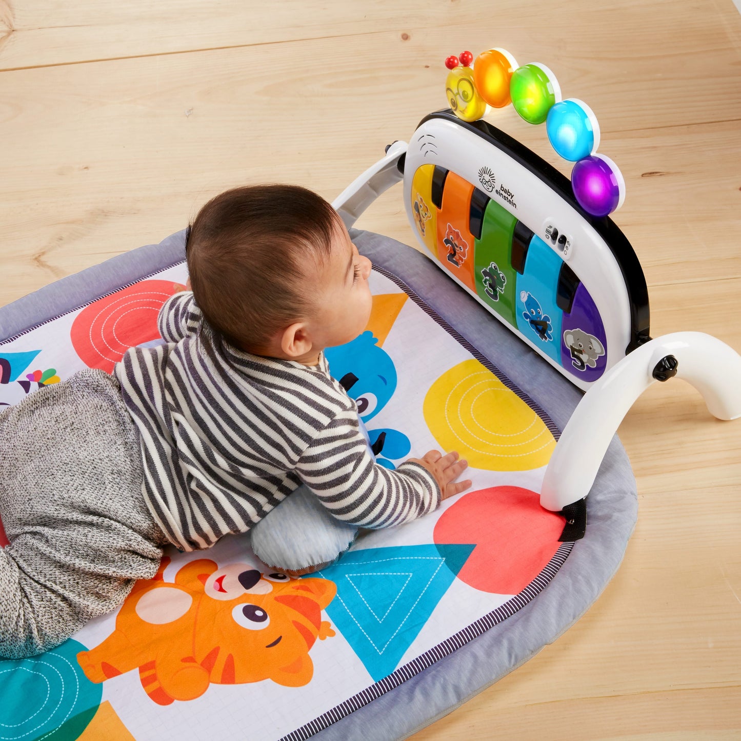 Baby Einstein – Salteluta de joaca 4 in 1 Kickin' Tunes™