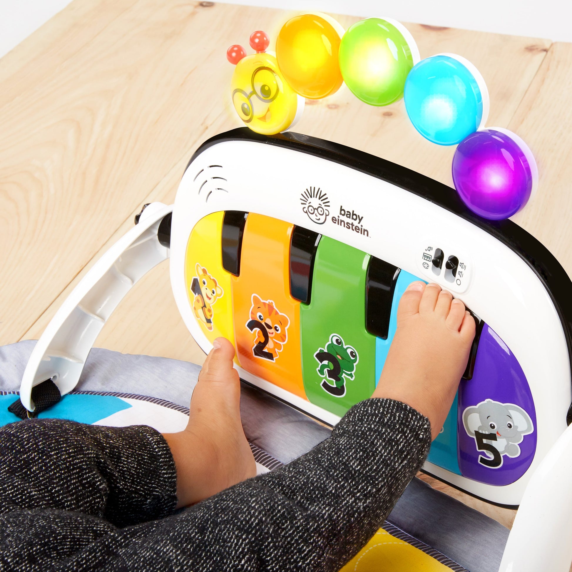 Baby Einstein – Salteluta de joaca 4 in 1 Kickin' Tunes™