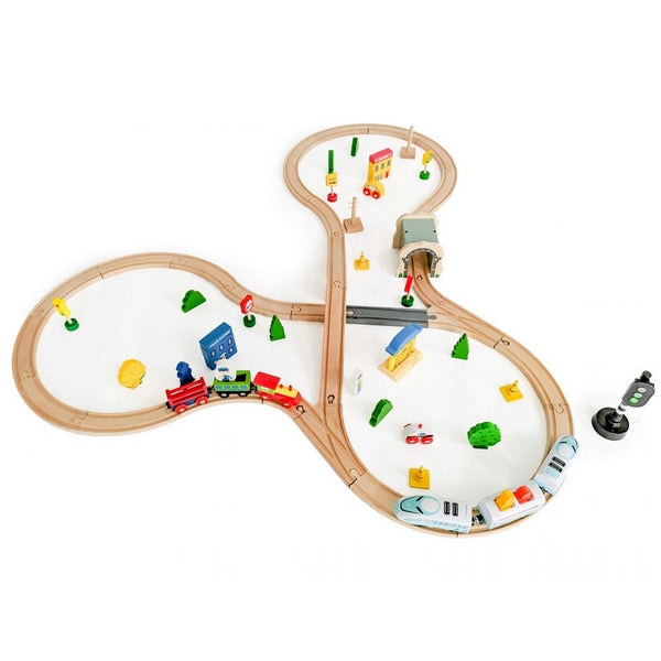 Jucarie cale ferata din lemn cu tren cu baterii Ecotoys HM015147, 69 elemente, multicolor