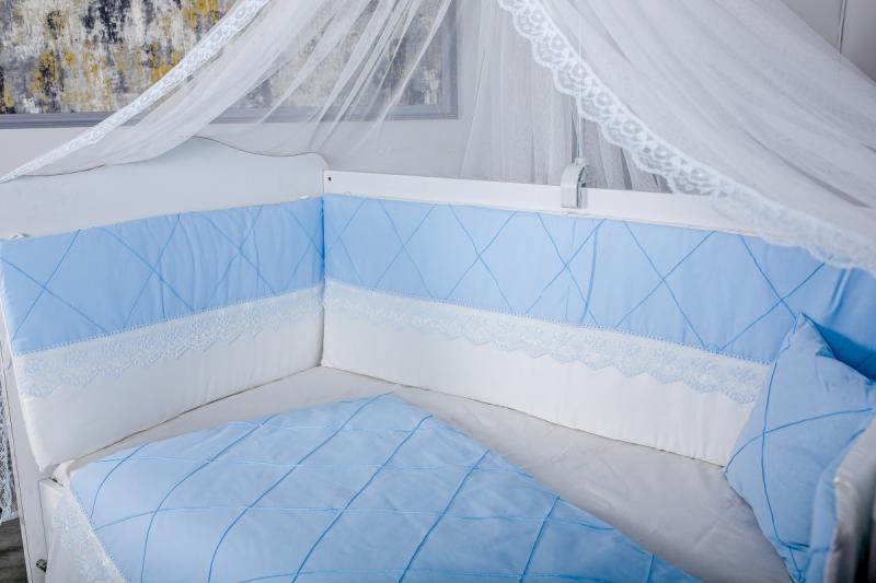 Lenjerie MyKids 11 piese Squars alb-albastru cu baldachin 120x60 cm