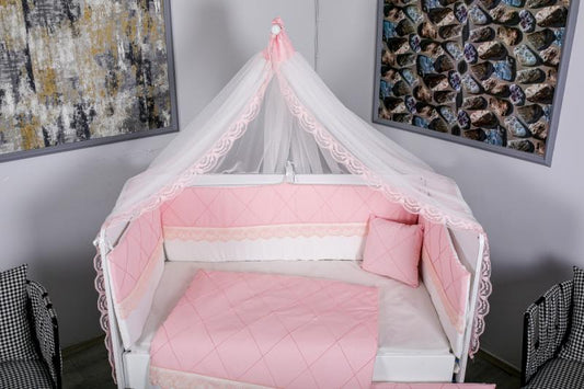 Lenjerie MyKids 11 piese Squars alb-roz cu baldachin 120x60 cm