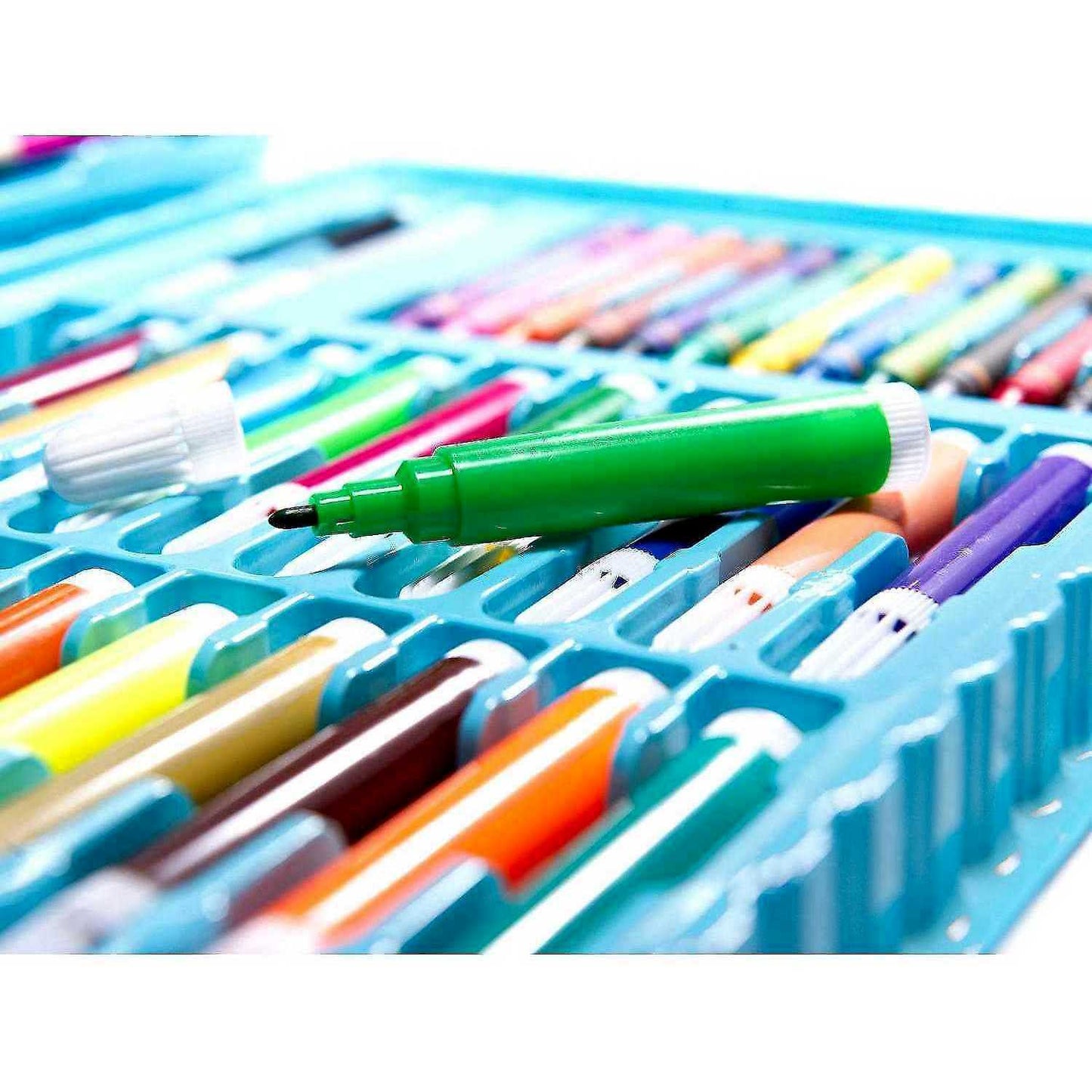 Set pentru pictura 86 piese cu geanta inclusa Iso Trade MY17379