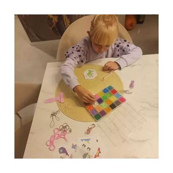 Margele de apa 2800 buc cu accesorii, lipire prin stropire cu apa Kruzzel MY18255