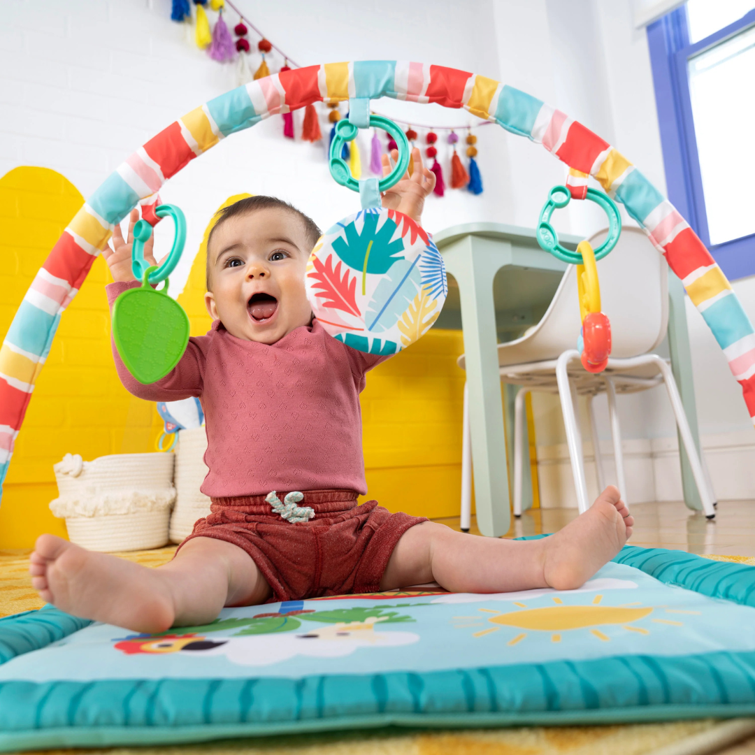 Bright Starts - Salteluta de joaca cu bara de jucarii Tiki Toy Bar