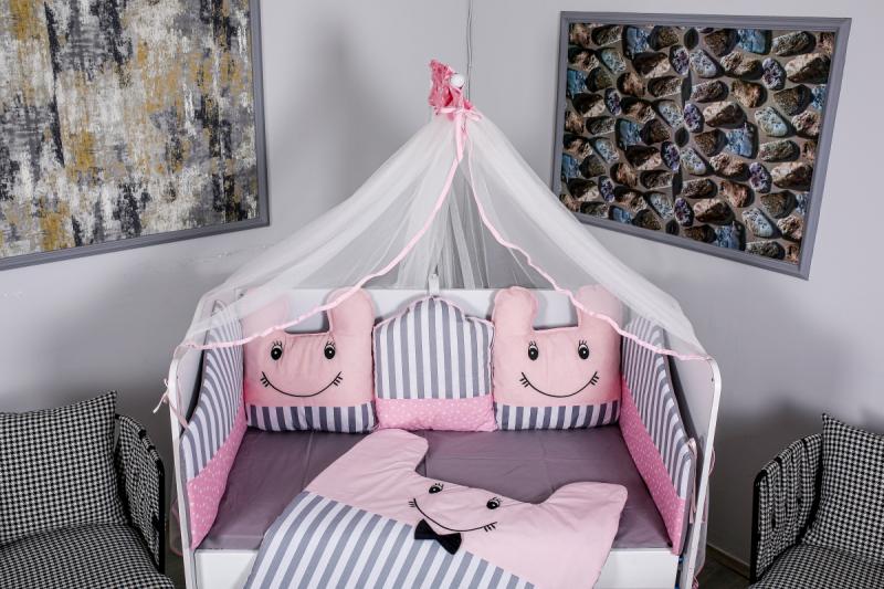 Lenjerie MyKids 11 piese Figures gri-roz  cu baldachin 120x60 cm