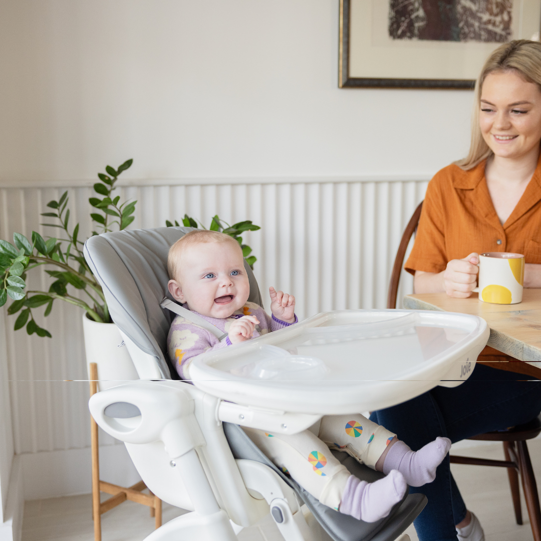 Joie - Scaun de masa Mimzy Recline ABC Charcoal, nastere - 15 kg