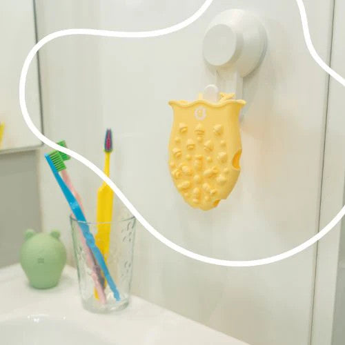 Badabulle - Perie de masaj din silicon pentru scalpul bebelusului