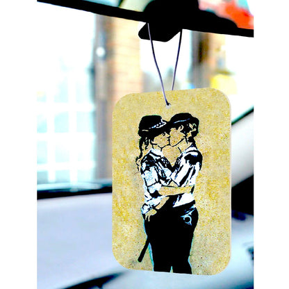 Odorizant auto Kissing Coppers Banksy UB27006
