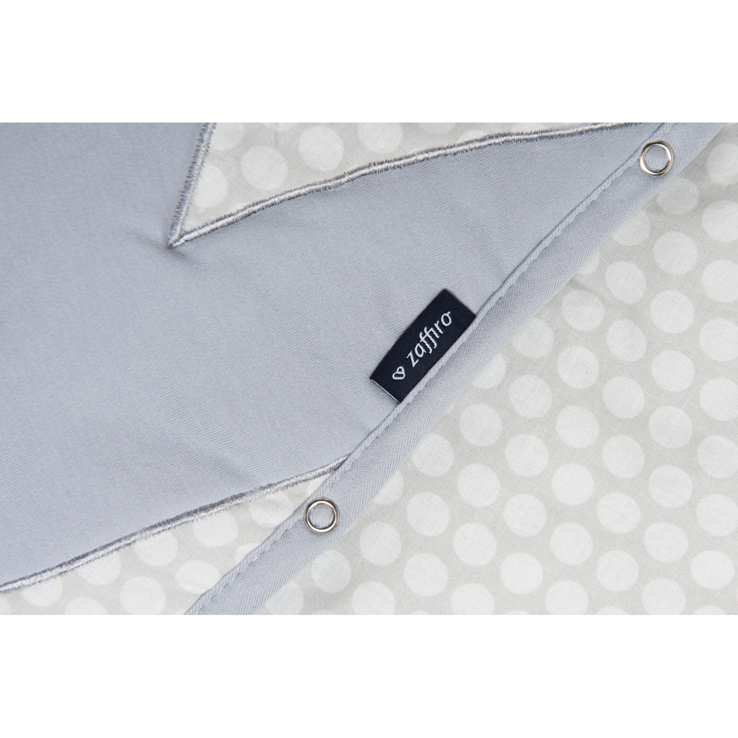 Paturica multifunctionala cu broderie Girafa Womar Zaffiro AN-OWZF-04GR