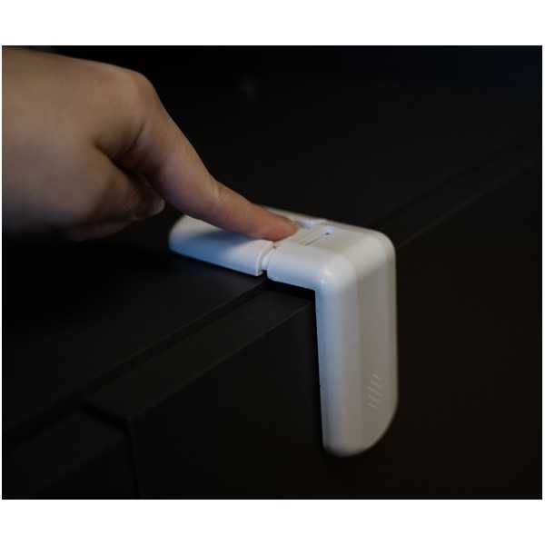 Set 4 sisteme de siguranta pentru sertare si dulapuri, 7.5x4 cm Malatec MY6832