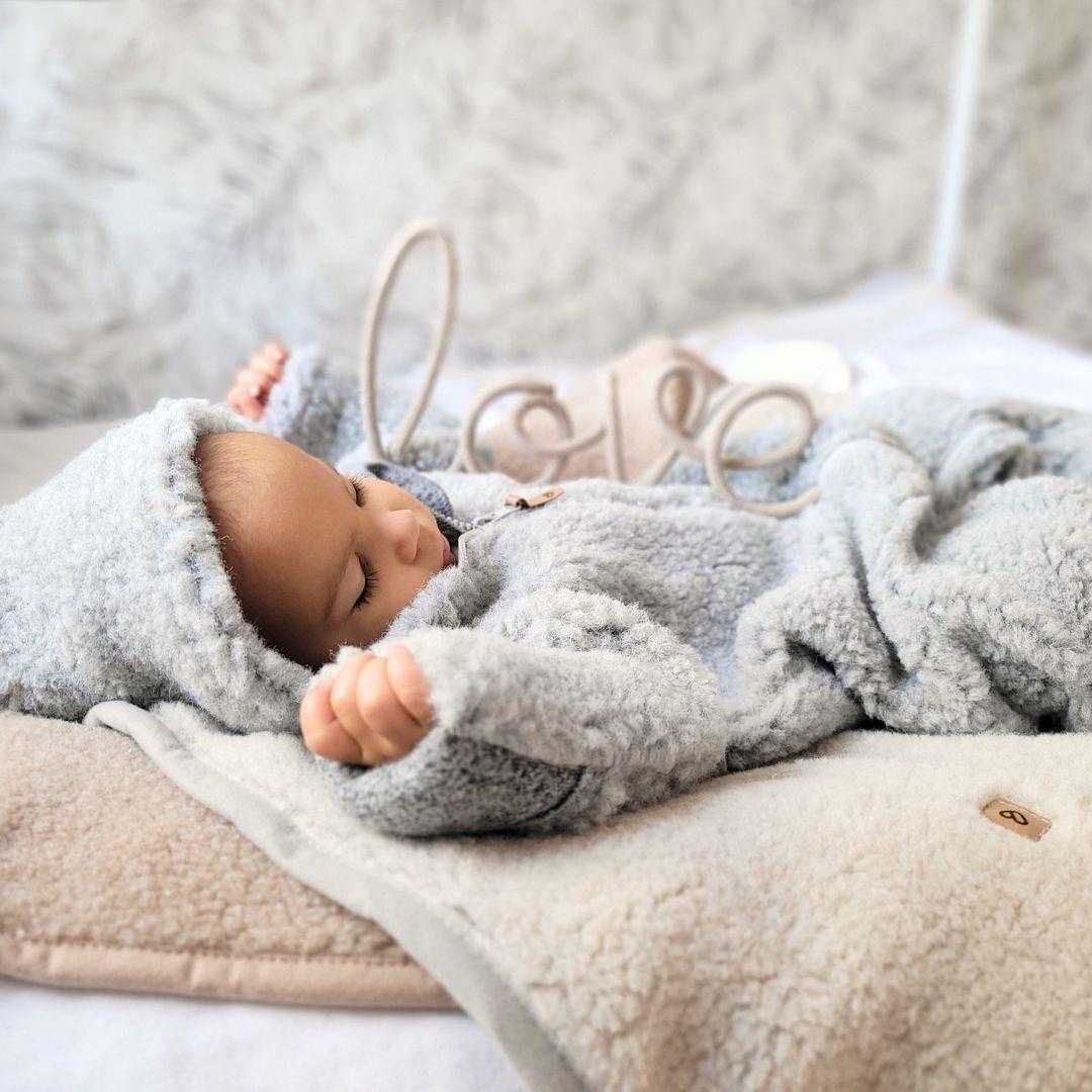 Patura din Lana de Miel 100x150 cm Womar Zaffiro  3Z-KN-02