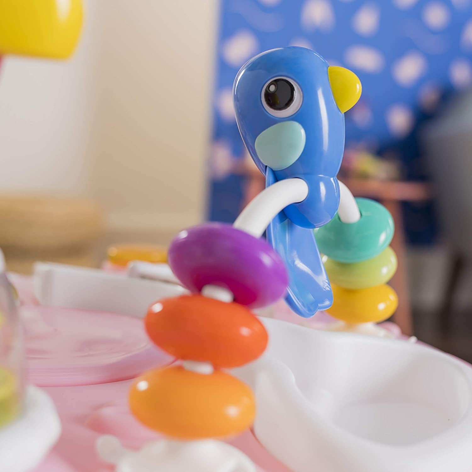 Bright Starts - Centru de activitati 2 in 1 Tropic Coral