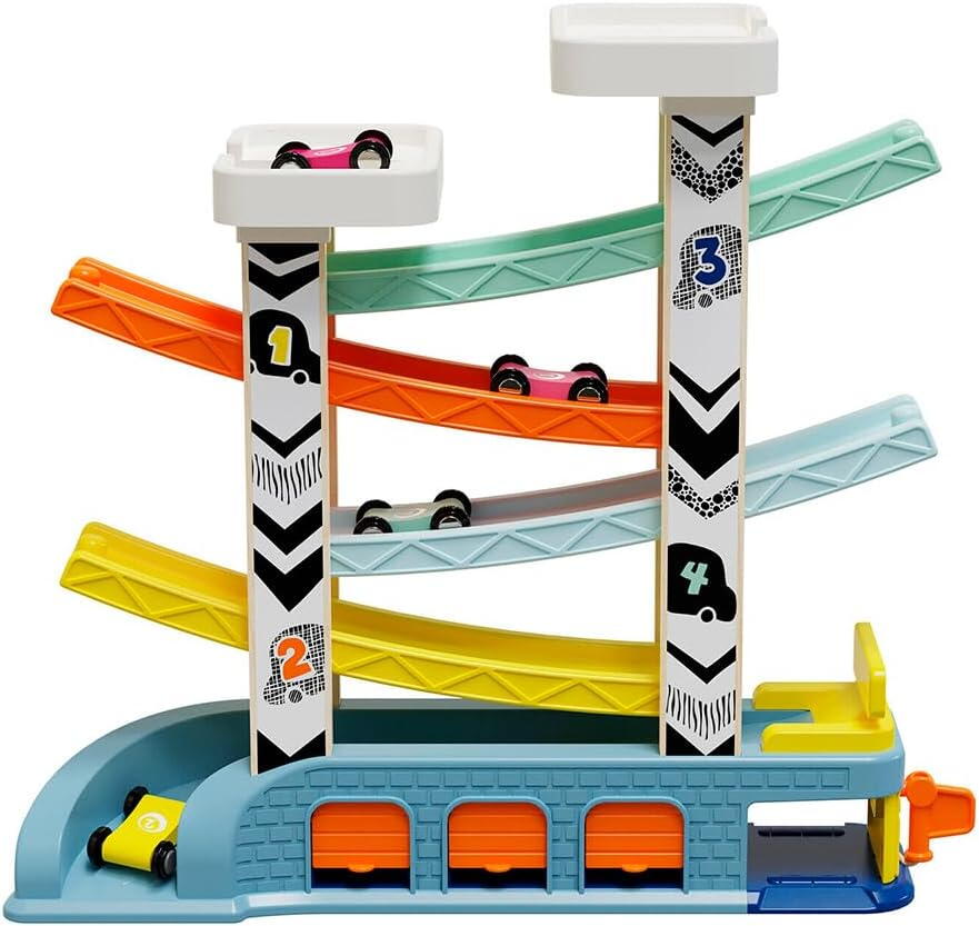 Rampa cu 4 masinute de curse