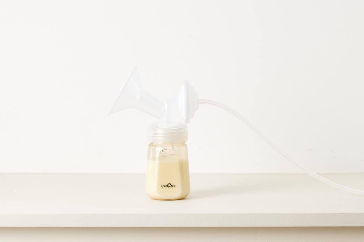 Biberon anticolici premium cu tetina S, galben (160 ml)