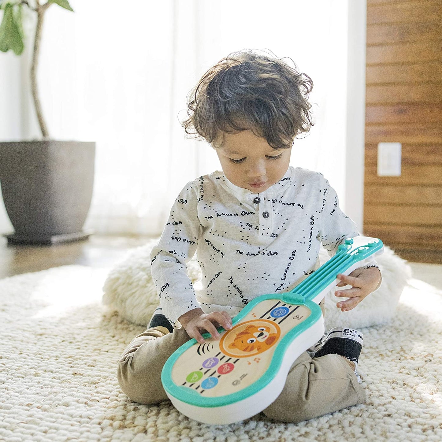 Baby Einstein - Jucarie muzicala Ukulele fermecat