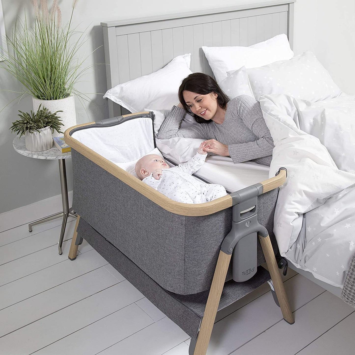 Tutti Bambini – Patut 2 in 1 co-sleeper CoZee Oak & Charcoal