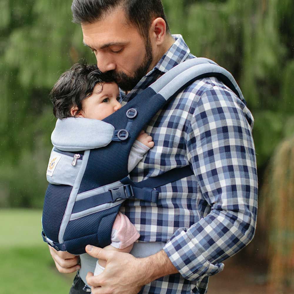 Marsupiu Adapt Cool Air Mesh Chambray  Ergobaby BCPEAPCHAM