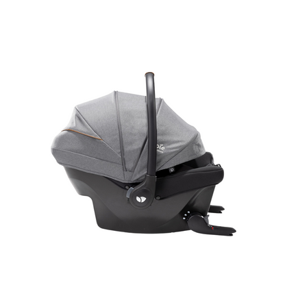 Joie - Scoica auto cu ISOFIX integrat Sprint Signature Carbon, nastere - 75 cm, testata inclusiv la impact lateral, conform ECE R129 si testata ADAC