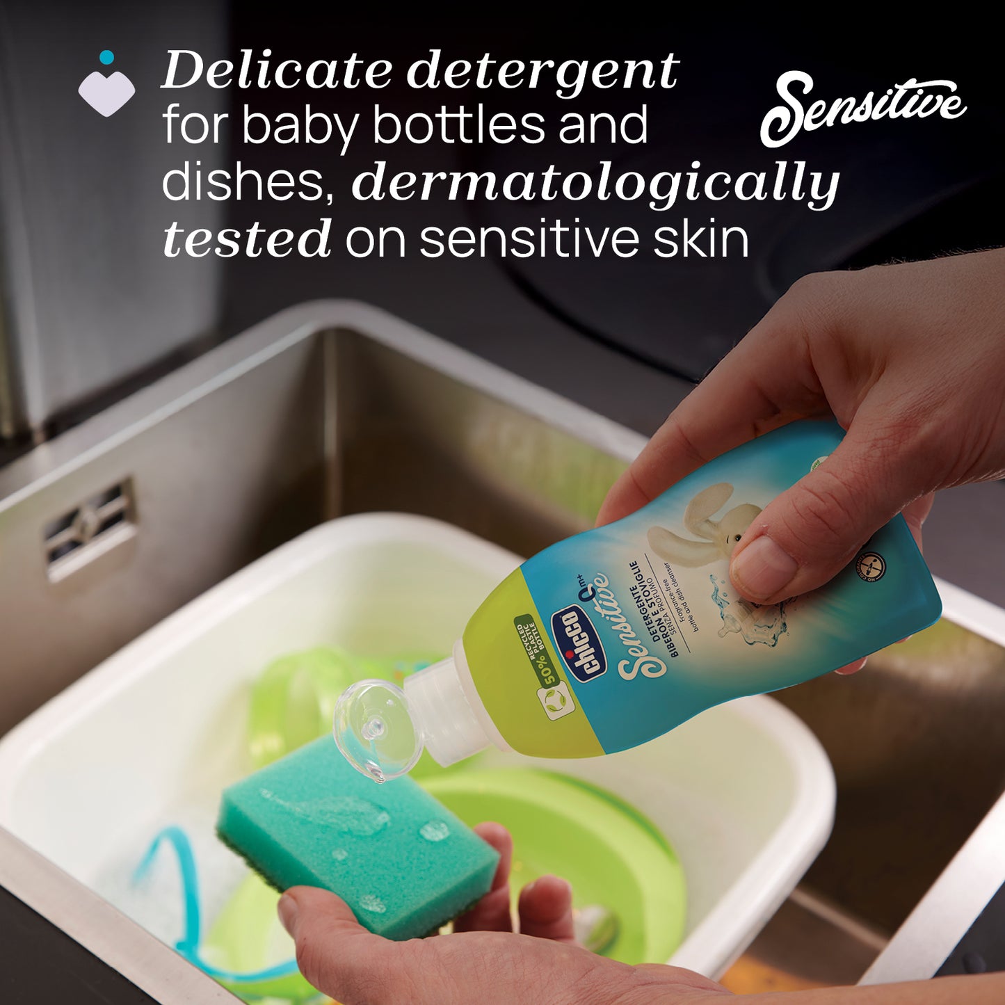 Detergent pentru biberoane si vesela bebelusului Chicco 300ml, 0 luni+