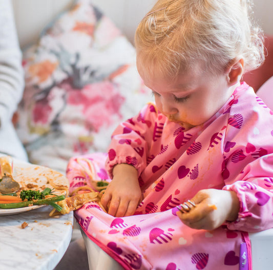 Baveta cu maneci si ventuze  - Inimioare