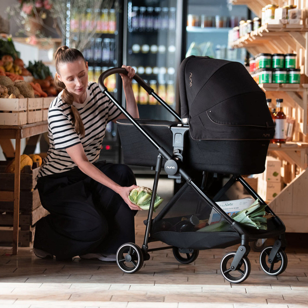 Nuna - Carucior ultra-usor IXXA colectia Riveted