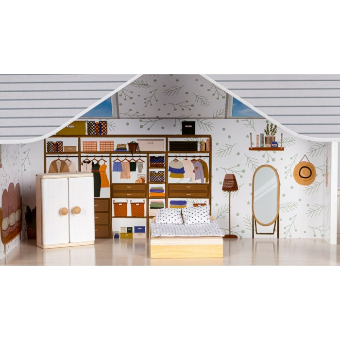 Casuta de papusi inalta din lemn cu mobilier, casuta lui Emma, Ecotoys 8301