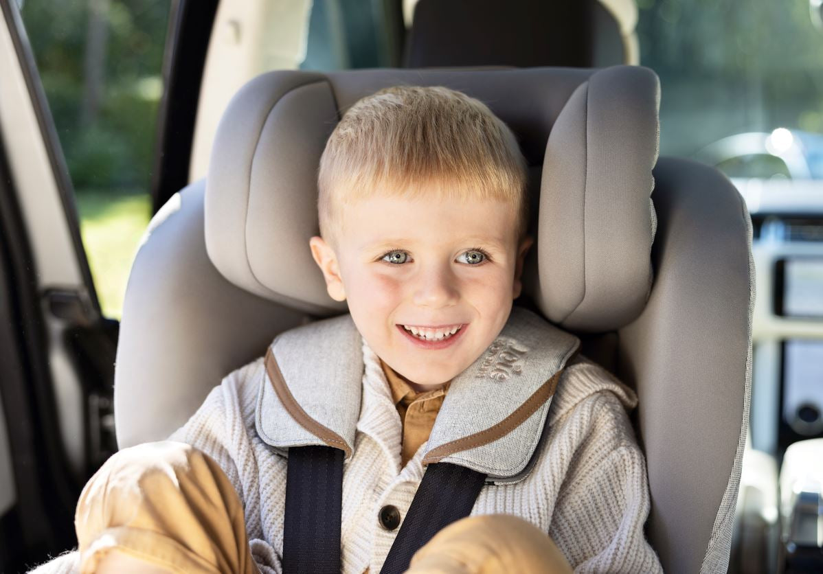 Joie - Scaun auto i-Size i-Prodigi Signature Oyster, 40-125 cm, testat PLUS si certificat R129