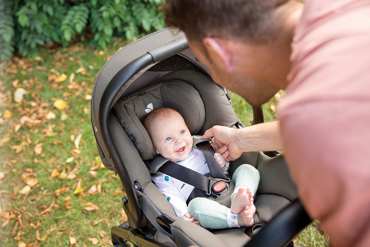 Joie-Carucior Chrome Pebble