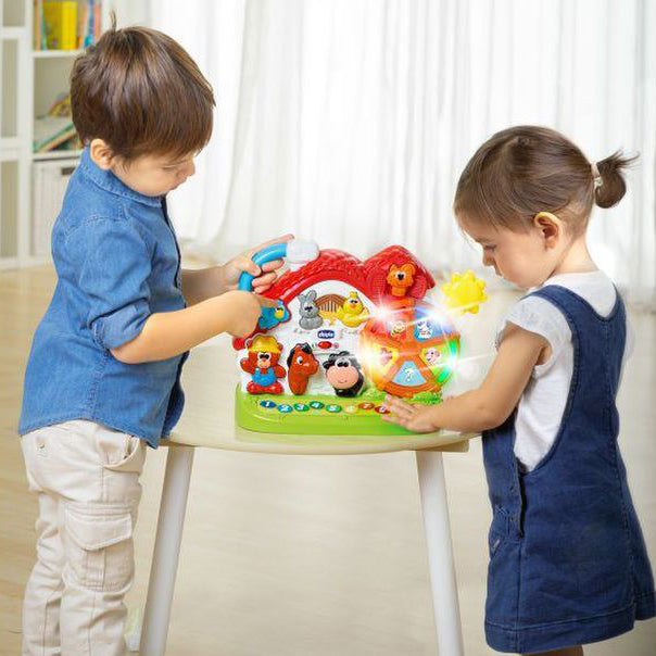 Jucarie vorbitoare Chicco Noua Ferma, IT/EN, 1-4ani