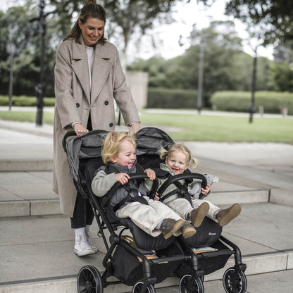 BabyGo - Carucior pliabil pentru gemeni GoTwice, Black