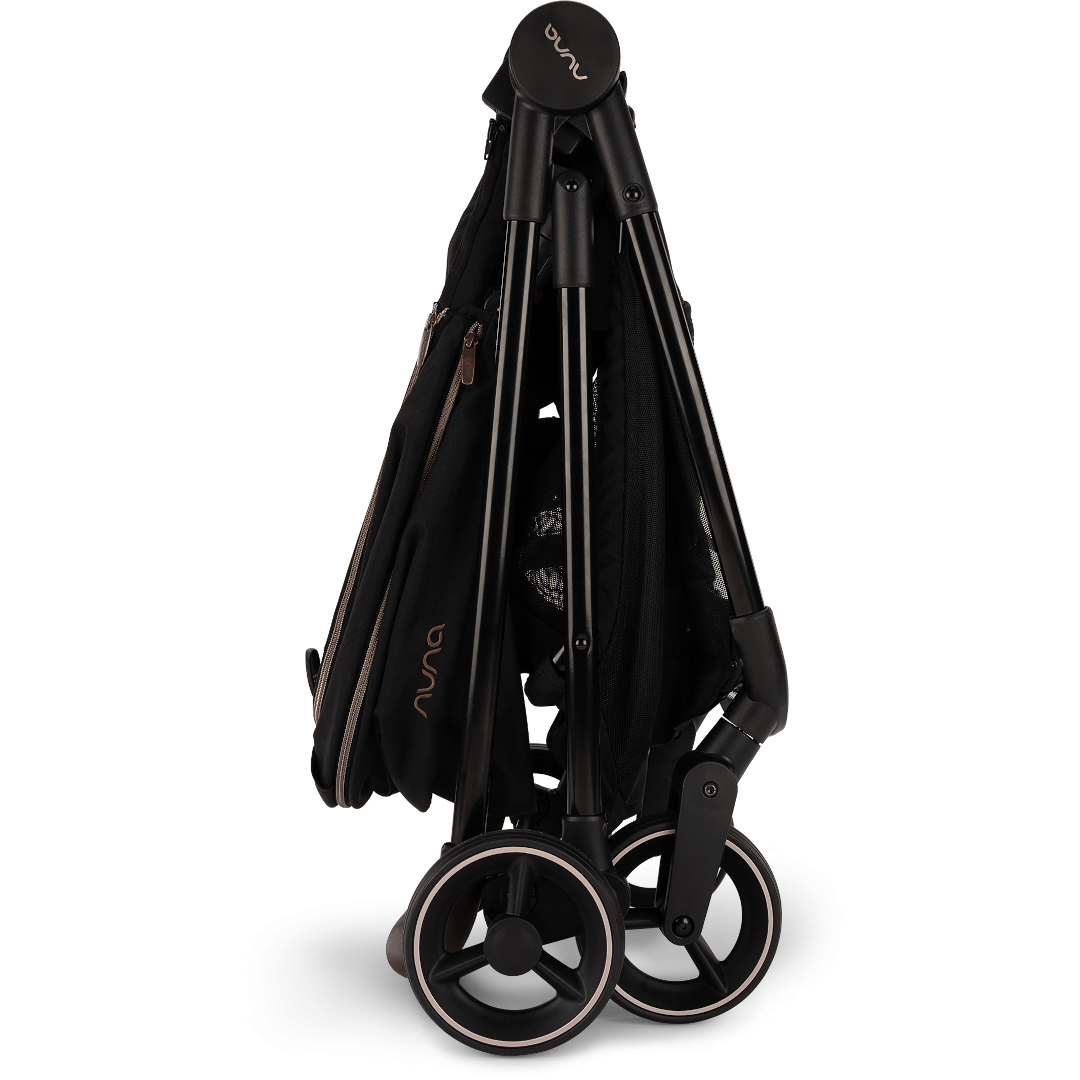 Nuna - Carucior ultra-usor IXXA colectia Riveted