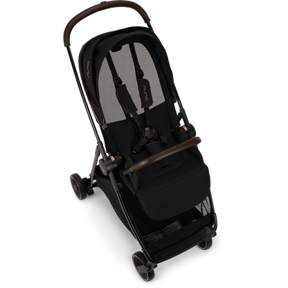 Nuna - Carucior ultra-usor IXXA colectia Riveted