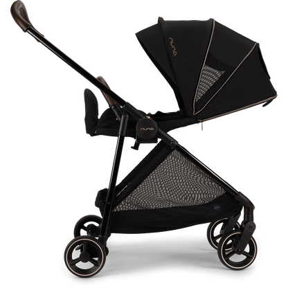 Nuna - Carucior ultra-usor IXXA colectia Riveted
