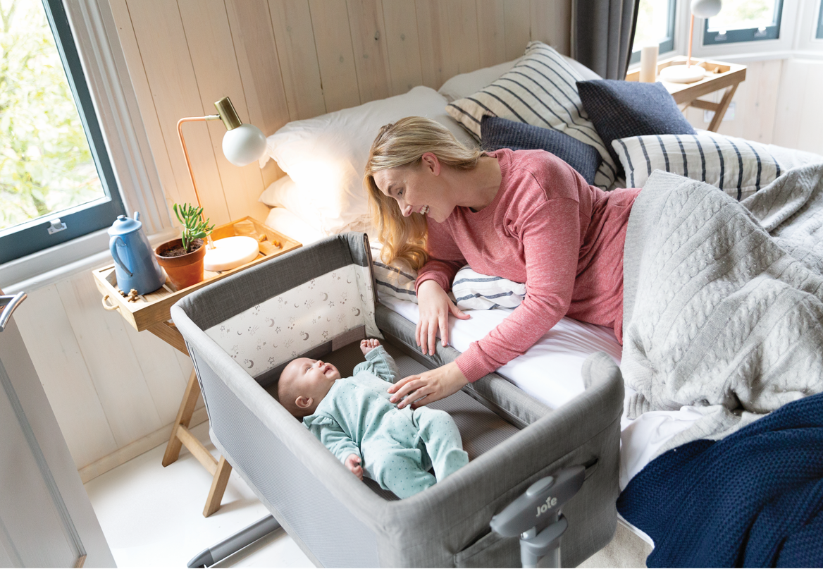 Joie - Patut Pliant 2 in 1 Roomie Glide Foggy Gray