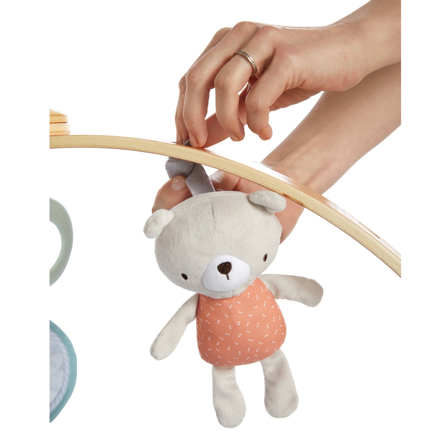 Ingenuity - Salteluta de activitati cu doua fete Cozy Spot