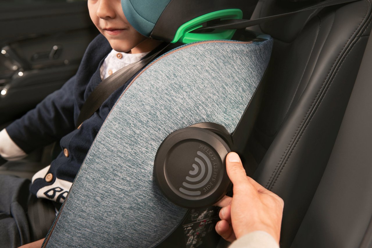 Scaun auto Chicco Bi-Seat i-Size Air cu baza Isofix, Graphite (gri), 40-150 cm (de la nastere pana la 12 ani)