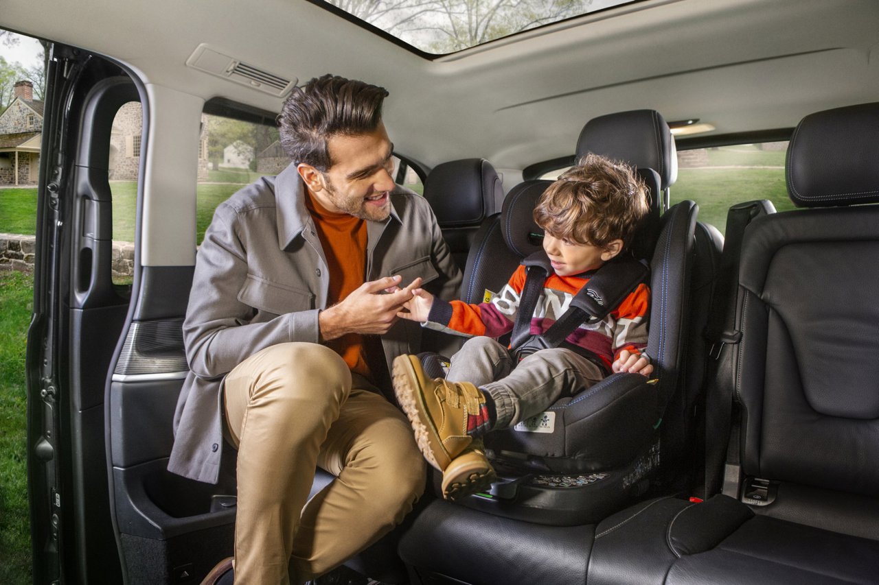 Scaun auto rotativ Chicco Unico EVO i-Size, BlackAir (Negru), de la nastere pana la 12 ani (40-150 cm)