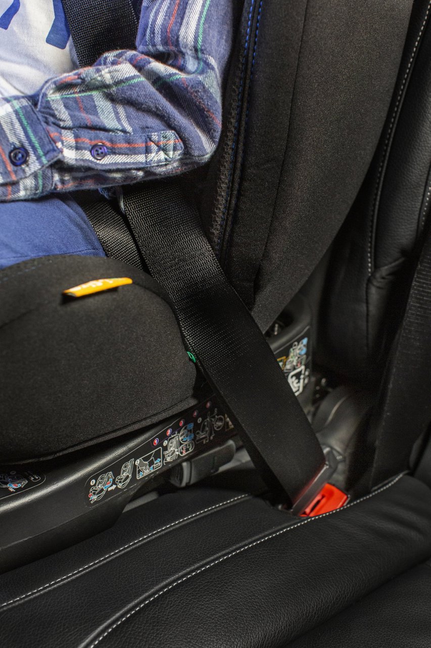 Scaun auto rotativ Chicco Unico EVO i-Size, BlackAir (Negru), de la nastere pana la 12 ani (40-150 cm)