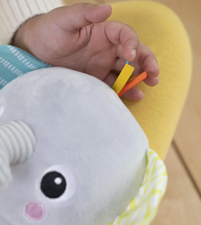 Bright Starts - Jucarie interactiva Hug a Bye Baby Elephant