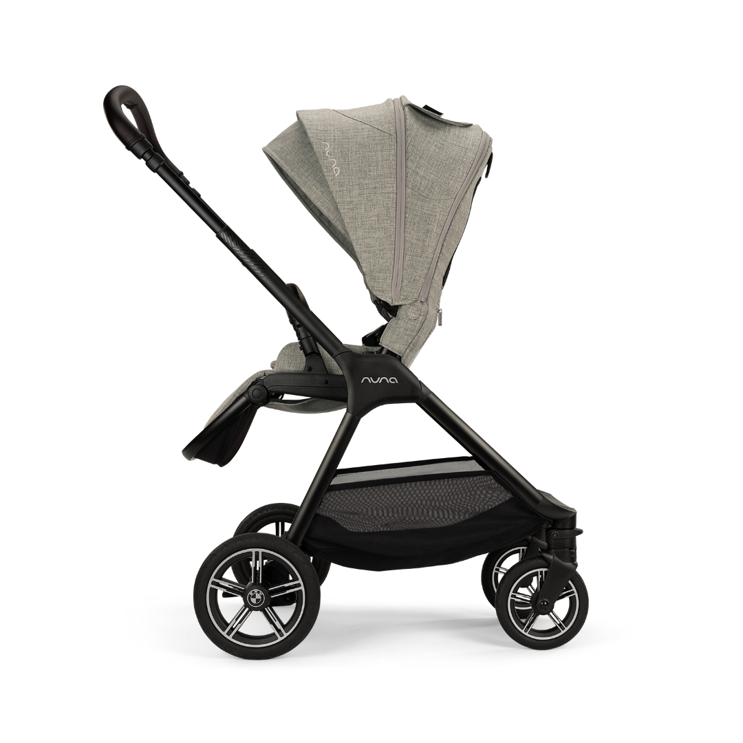 Nuna x BMW - Carucior ultracompact TRIV next, gri Graphene