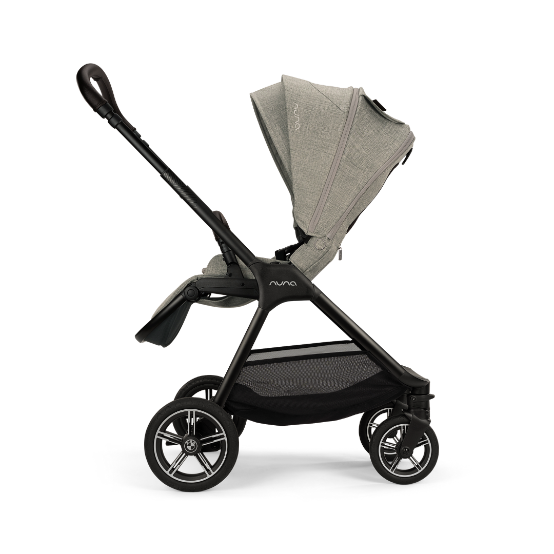 Nuna x BMW - Carucior ultracompact TRIV next, gri Graphene