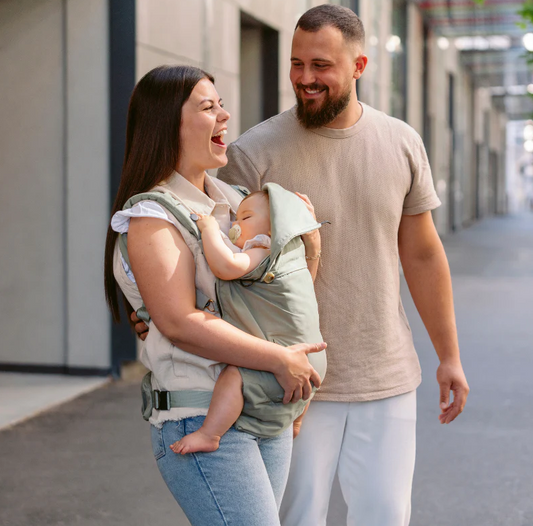 Babymoov - Moov & Boost Sistem de purtare transformabil in Booster, creat in colaborare cu medici kinetoterapeuti, Verde salvie